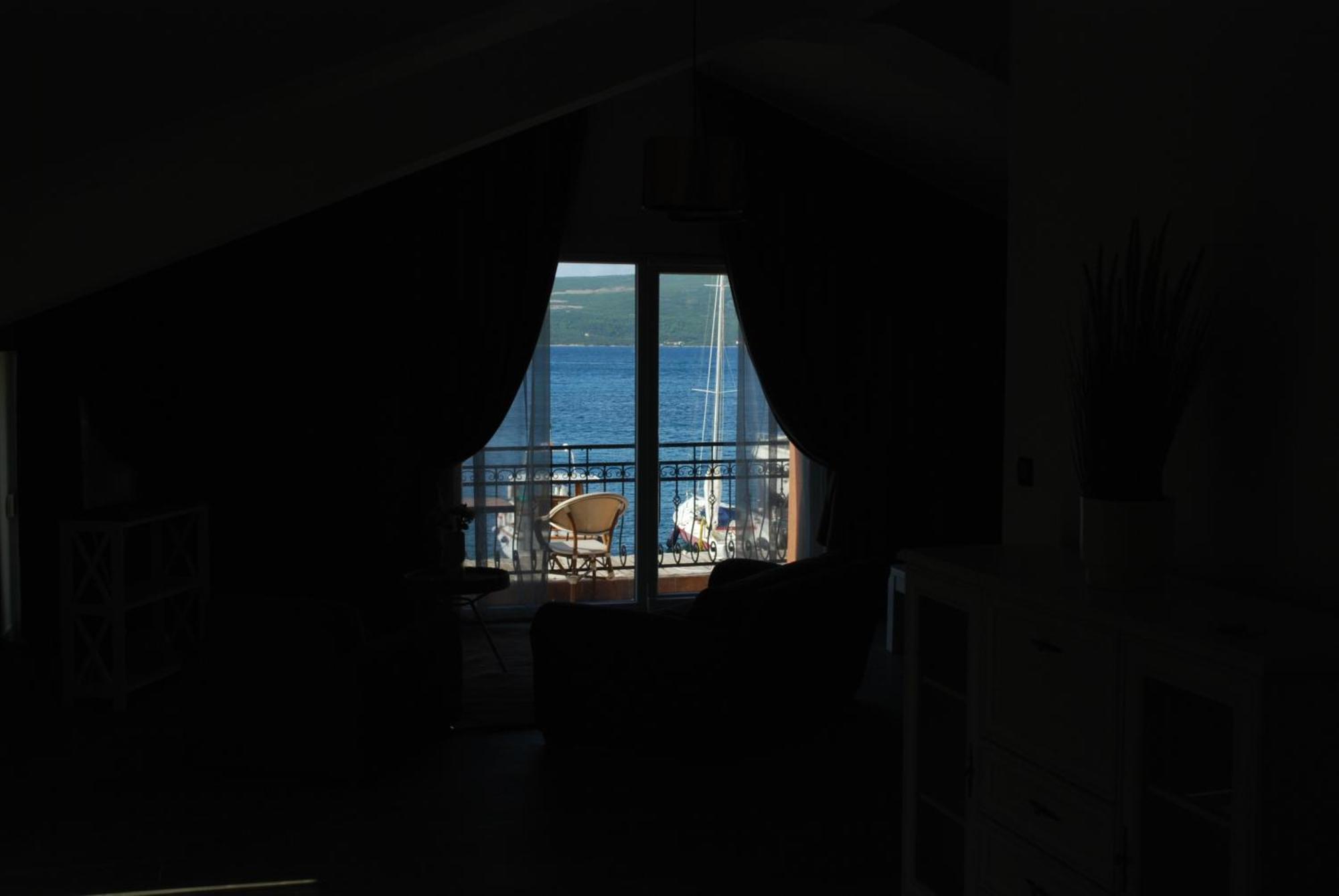 Porto In Rooms Teodo Esterno foto